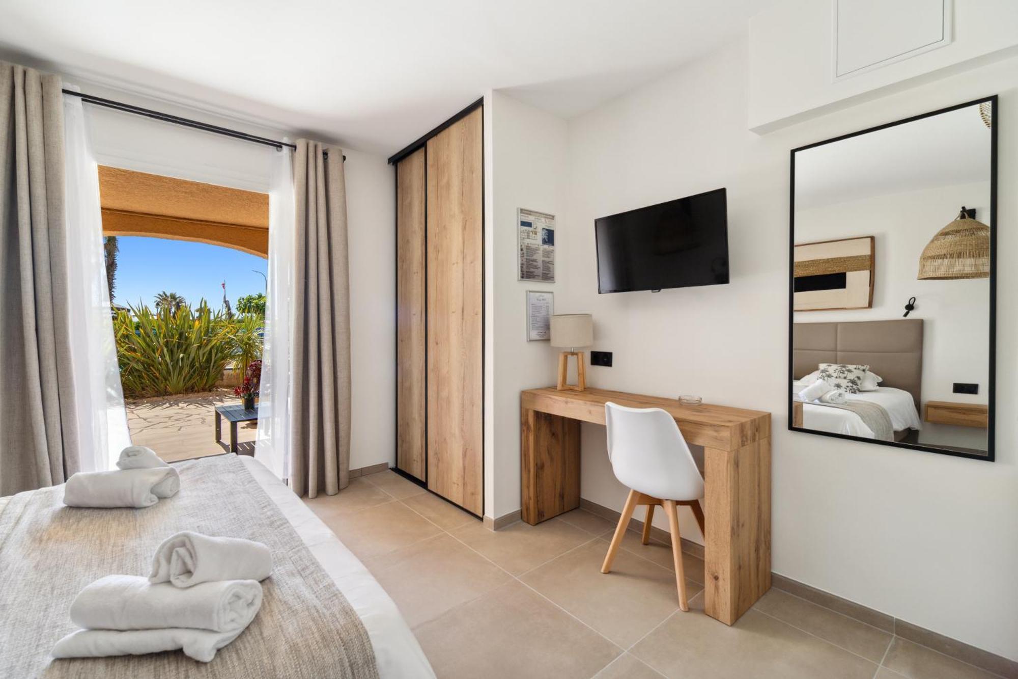 Hotel La Nartelle Sainte-Maxime Luaran gambar